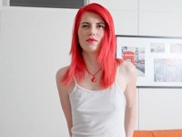 Anna Swix : Red-haired babe opens the door to the kinky cameraman : sex scene #2
